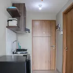 Modern Look And Homey Studio Apartment Gateway Park Lrt City By Travelio